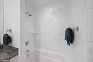 6820 Wisconsin Ave, Bethesda, MD 20815 - Photo 20