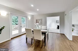 9608 Hillridge Dr, Kensington, MD 20895 - Photo 12