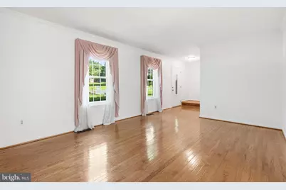 38 Blackburn Court, Burtonsville, MD 20866 - Photo 18