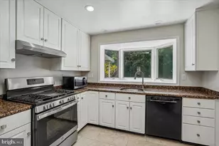 5006 Benton Ave, Bethesda, MD 20814 - Photo 10