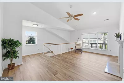18128 Rolling Meadow Way #191, Olney, MD 20832 - Photo 2