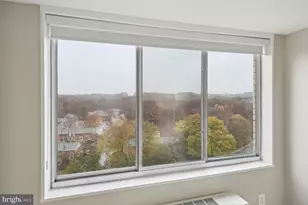 10401 Grosvenor Pl, Rockville, MD 20852 - Photo 16