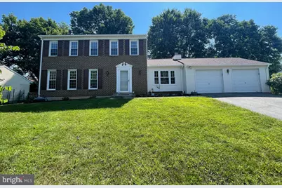 11309 Brandy Hall Lane, North Potomac, MD 20878 - Photo 2
