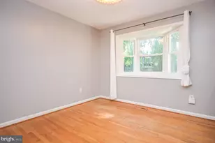 11309 Brandy Hall Ln, North Potomac, MD 20878 - Photo 16