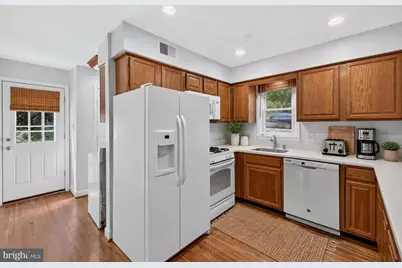 2813 Beechbank Road, Silver Spring, MD 20910 - Photo 8