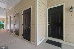 15301 Diamond Cove Terrace, Rockville, MD 20850 - Photo 6