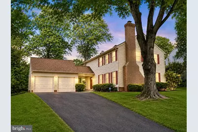 12417 Goldfinch Court, Potomac, MD 20854 - Photo 2
