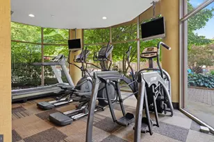 10101 Grosvenor Pl, North Bethesda, MD 20852 - Photo 28