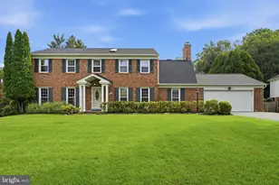 10313 Crown Point Ct, Potomac, MD 20854 - Photo 1