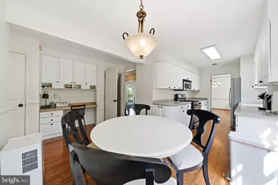 10313 Crown Point Court, Potomac, MD 20854 - Photo 16