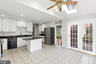 4416 Meanderwood Dr, Burtonsville, MD 20866 - Photo 22