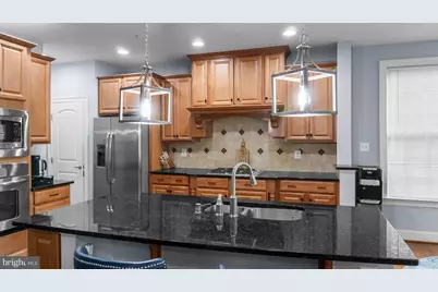 132 Liriope Place, Gaithersburg, MD 20878 - Photo 2