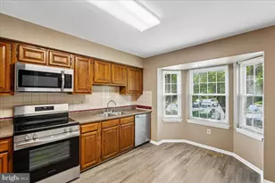 12407 Herrington Manor Dr, Silver Spring, MD 20904 - Photo 4