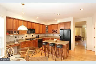 537 Longhorn Crescent, Rockville, MD 20850 - Photo 4