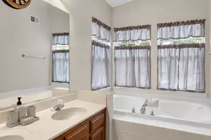19319 Plummer Dr, Germantown, MD 20876 - Photo 20