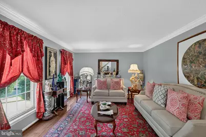 19319 Plummer Drive, Germantown, MD 20876 - Photo 4