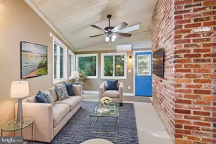6426 Hollins Dr, Bethesda, MD 20817 - Photo 8