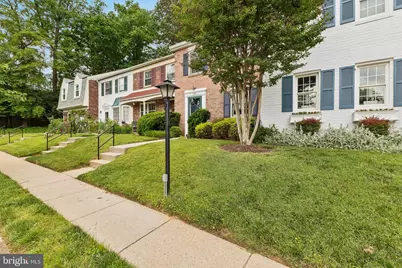 734 Azalea Drive #11-734, Rockville, MD 20850 - Photo 4