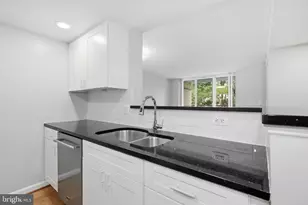 11710 Old Georgetown, North Bethesda, MD 20852 - Photo 8