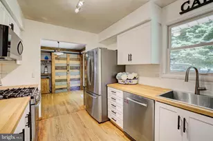 11408 Orleans Way, Kensington, MD 20895 - Photo 4