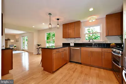 7421 Mahaska Drive, Derwood, MD 20855 - Photo 10