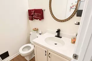 14949 Carriage Square Dr, Silver Spring, MD 20906 - Photo 16