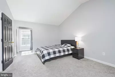 17713 Silkcotton Way, Gaithersburg, MD 20877 - Photo 18