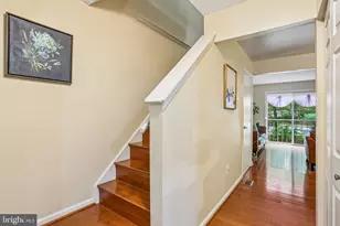 17914 Cottonwood Terrace, Gaithersburg, MD 20877 - Photo 2
