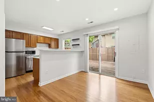 15711 Ambiance Dr, North Potomac, MD 20878 - Photo 12