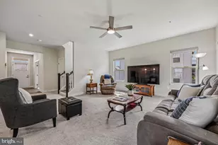 9715 Stewartown Rd, Montgomery Village, MD 20886 - Photo 18