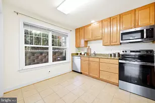9717 Winery Ct, Gaithersburg, MD 20879 - Photo 6