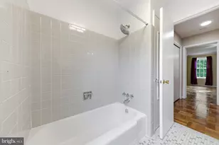 649 Azalea Dr, Rockville, MD 20850 - Photo 22