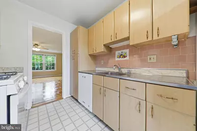 649 Azalea Drive #3, Rockville, MD 20850 - Photo 12