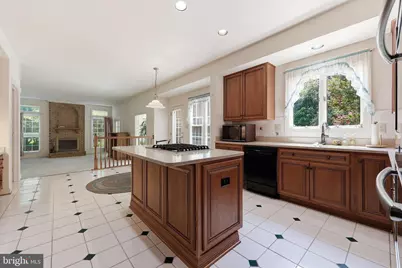 19808 Falling Spring Court, Gaithersburg, MD 20882 - Photo 12