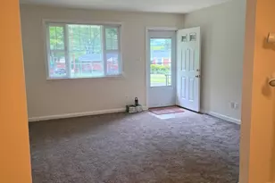 4700 Red Fox Rd, Rockville, MD 20852 - Photo 4