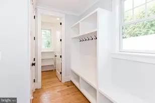 6206 E Halbert Rd, Bethesda, MD 20817 - Photo 10