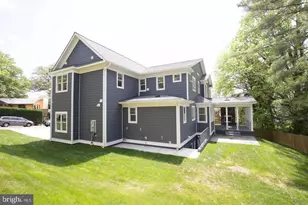 6206 E Halbert Rd, Bethesda, MD 20817 - Photo 34