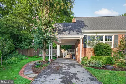 6013 Kingsford Court, Bethesda, MD 20817 - Photo 4