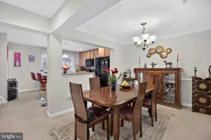 18705 Falling River Dr, Gaithersburg, MD 20879 - Photo 18