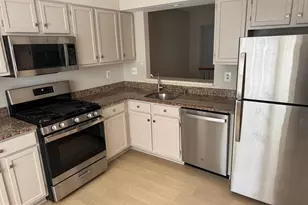 15603 Ambiance Dr, North Potomac, MD 20878 - Photo 2