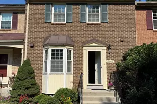 15603 Ambiance Dr, North Potomac, MD 20878 - Photo 1
