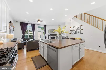 12805 Clarksburg Square Road, Clarksburg, MD 20871 - Photo 16