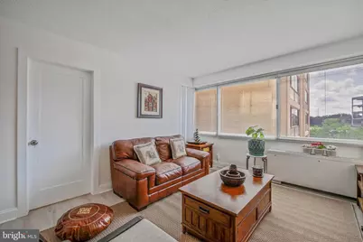4515 Willard Avenue #906S, Chevy Chase, MD 20815 - Photo 8
