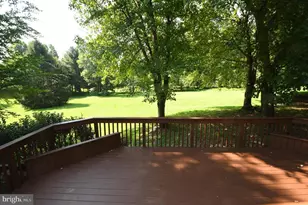 26 Holly Leaf Ct, Bethesda, MD 20817 - Photo 120