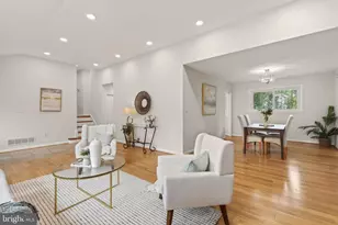 5701 Radnor Ct, Bethesda, MD 20817 - Photo 8