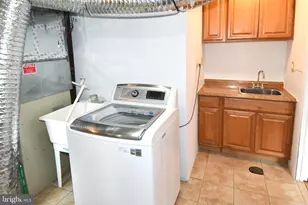 5701 Radnor Ct, Bethesda, MD 20817 - Photo 42