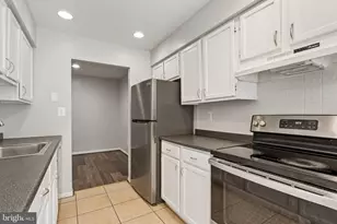 13212 Meander Cove Dr, Germantown, MD 20874 - Photo 8