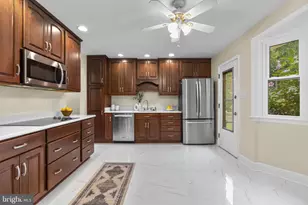 6412 Hollins Dr, Bethesda, MD 20817 - Photo 16