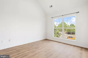 9810 Feathertree Terrace, Montgomery Village, MD 20886 - Photo 14