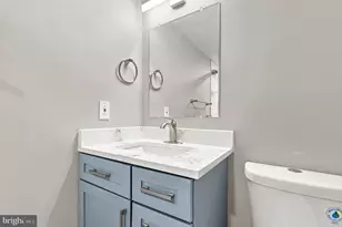 11405 Commonwealth Dr, Rockville, MD 20852 - Photo 20